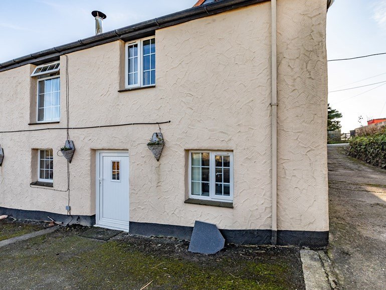 Pheasants Walk Cottage exterior